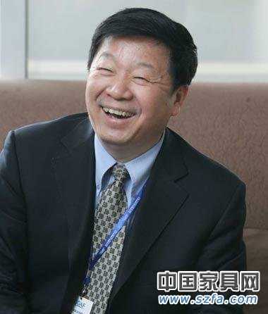 大中电器创始人张大中出任国美董事长