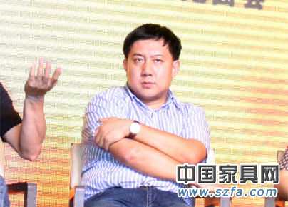 张钧:针对电子商务需专门开辟一个新品牌 张钧:针对电子商务需专门开辟一个新品牌