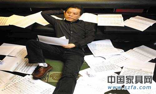 <a href='/product/product-0001,0082-1.shtml' title='点击查看关于家居布艺的相关信息' target='_blank'><font color='blue'>家居布艺</font></a>第一首品牌歌《蝴蝶花开》作者高建华老师