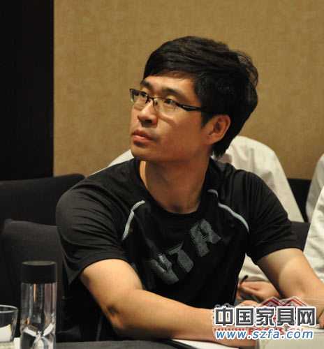 深圳大学家具设计研究所所长 唐开军教授