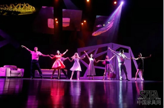 左右沙发:真正的文化营销应该这么玩!_公司新