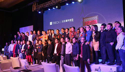 “遇见·崔佧”大型设计师峰会在深圆满落幕