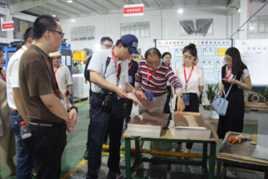大咖设计师组团游品格，开启吊顶之都艺术之旅！