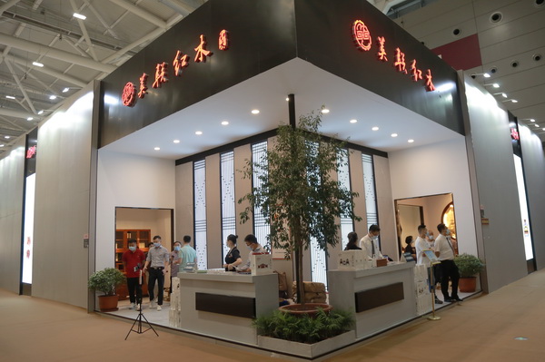 美联红木深圳家具展展馆极具东方特色