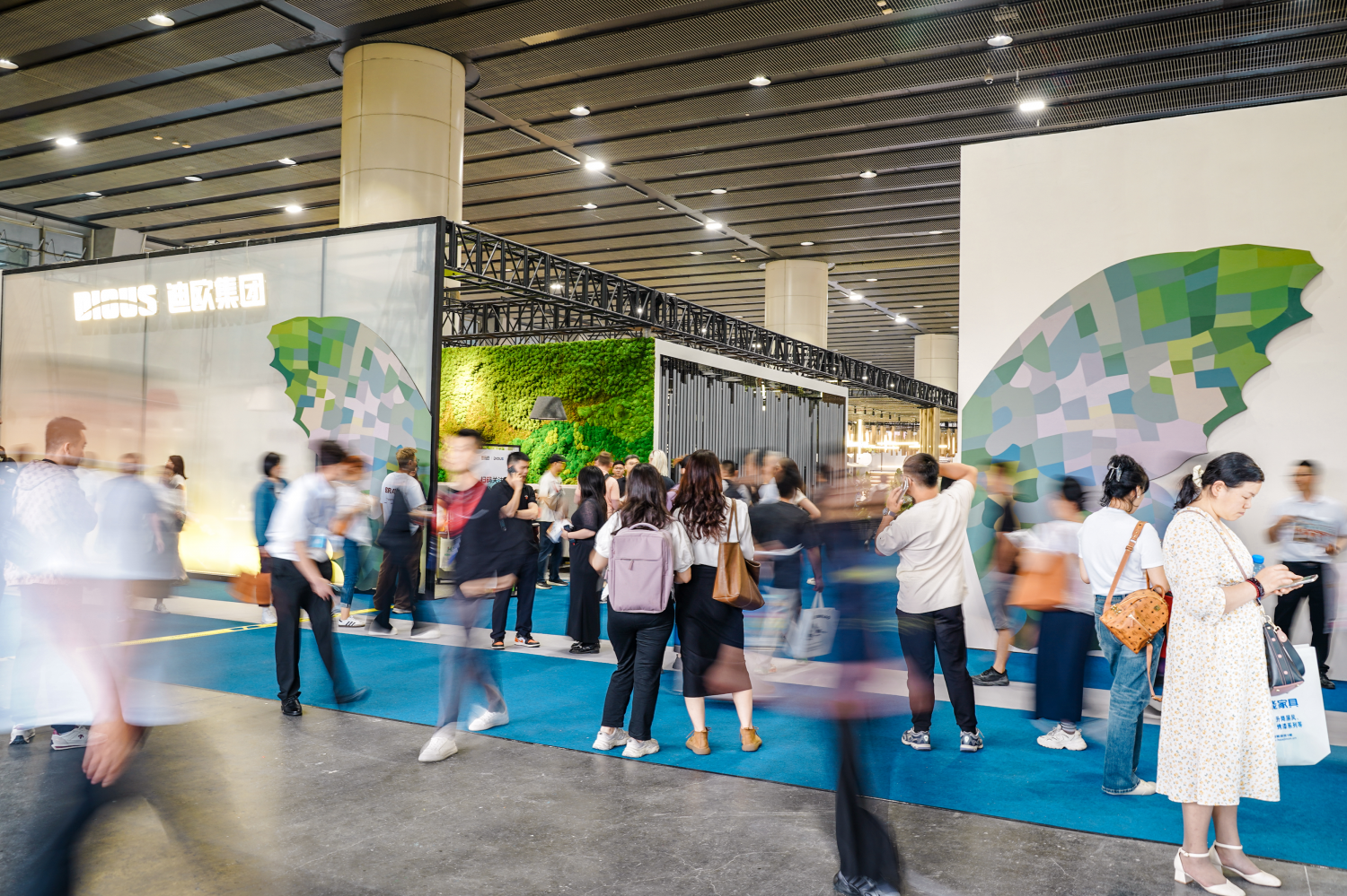 CIFF广州开幕首日直击： 迪欧集团&ldquo;破茧&rdquo;登场，新品牌迪欧S成全场焦点